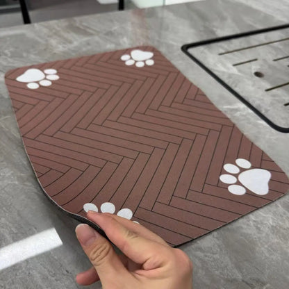 Quick-Dry Absorbent Pet Feeding Mat for Dogs and Cats - Non-Slip Rubber Base for Indoor Cleanliness
